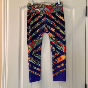 Althleta Kaleidoscope capri leggings